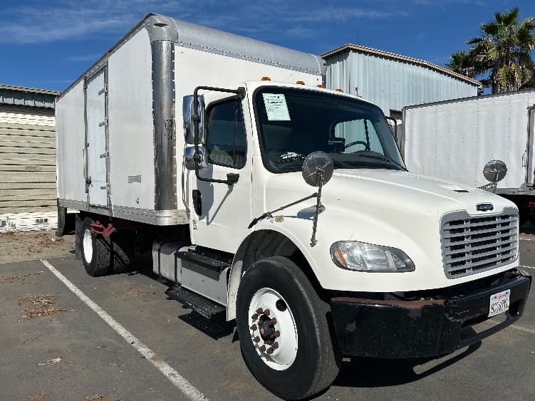 2016 Freightliner M2 106