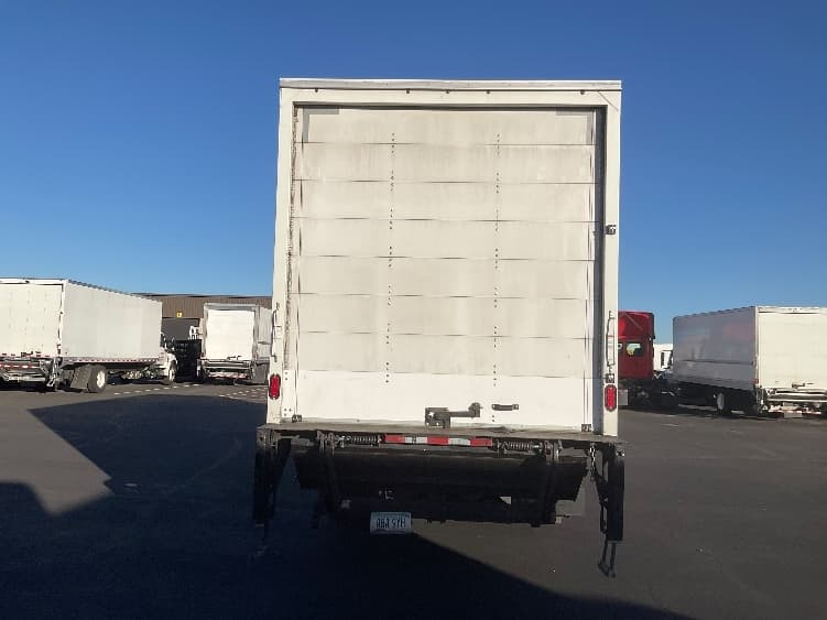 2023 Freightliner M2 106 in Phoenix, AZ — photo 7