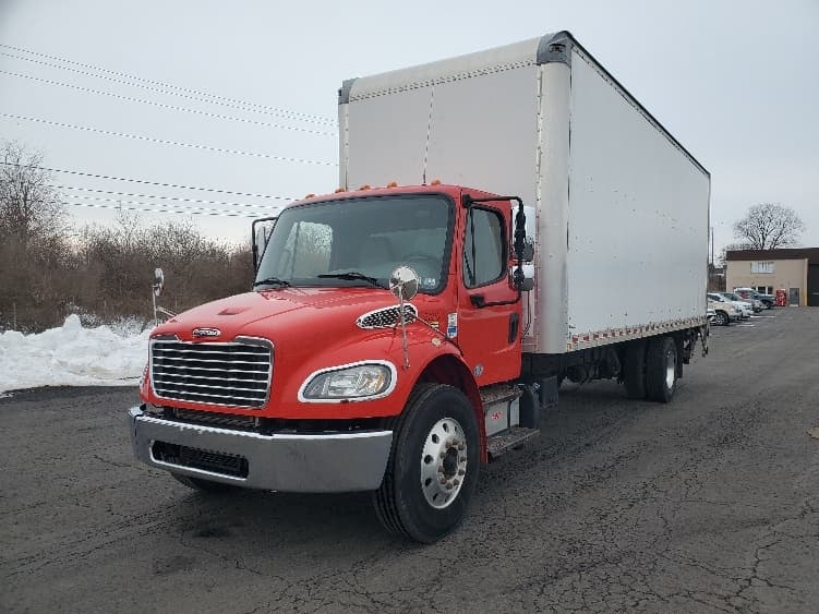 2017 Freightliner M2 106 in White Deer, PA — photo 3