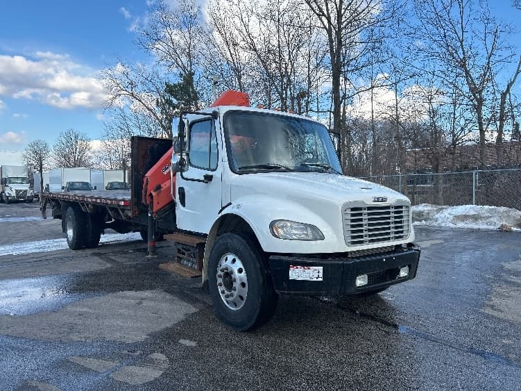 2017 Freightliner M2 106