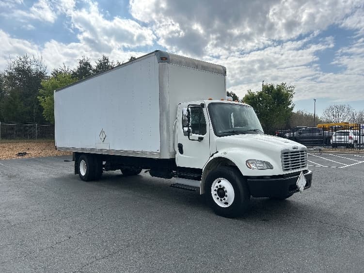 2017 Freightliner M2 106