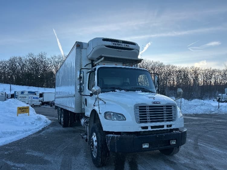 2017 Freightliner M2 106