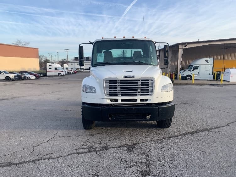2017 Freightliner M2 106 in Nashville (Mount Juliet), TN — photo 2