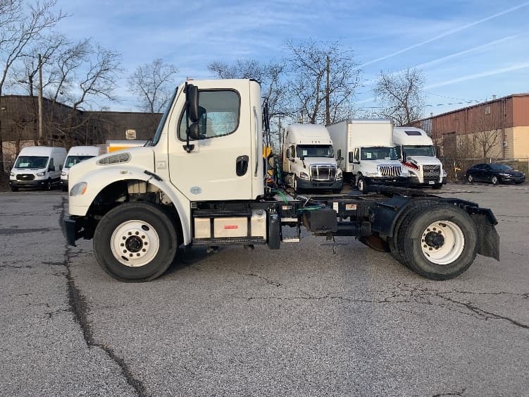 2017 Freightliner M2 106 in Nashville (Mount Juliet), TN — photo 4