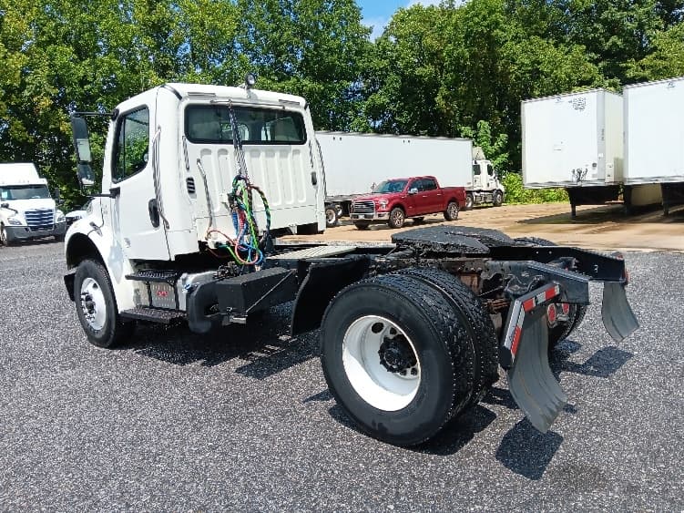 2018 Freightliner M2 106 in Morristown, TN — photo 5