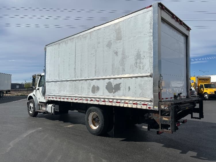 2017 Freightliner M2 106 in Aurora, CO — photo 6