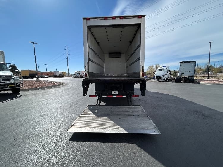 2017 Freightliner M2 106 in Aurora, CO — photo 9