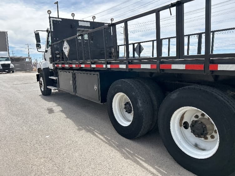 2017 Freightliner 114SD in Odessa, TX — photo 5