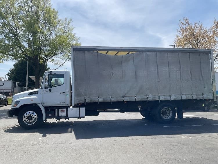 2018 Hino 338 in Capitol Heights, MD — photo 4