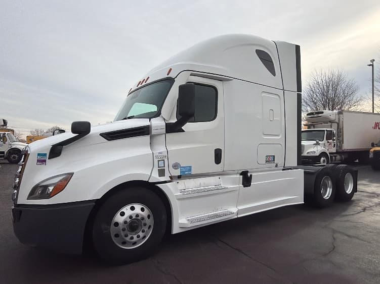 2023 Freightliner