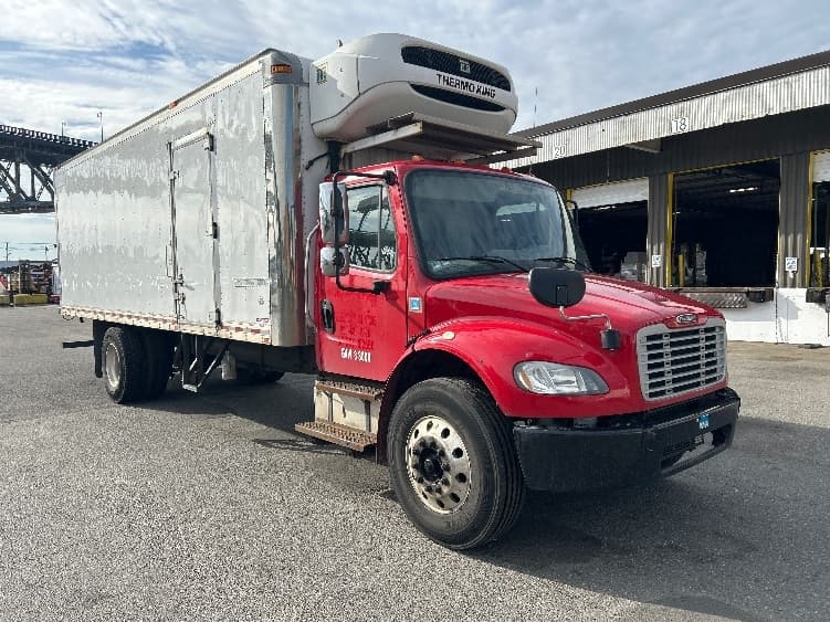 2018 Freightliner M2 106