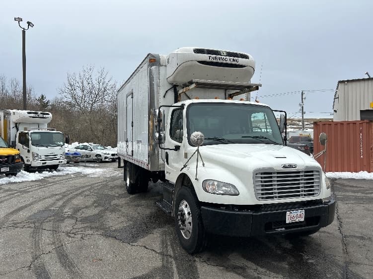 2018 Freightliner M2 106