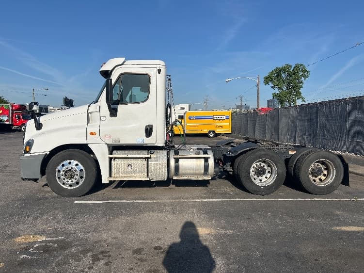 2019 Freightliner Cascadia in Nashville (Mount Juliet), TN — photo 4