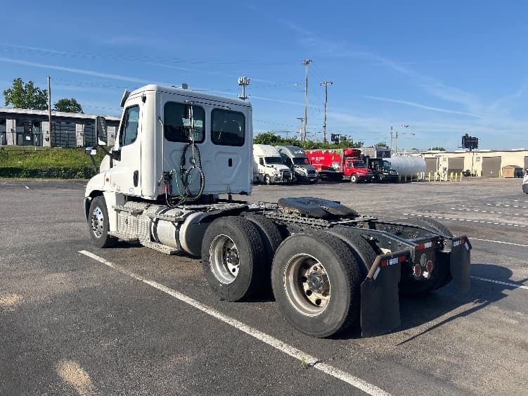 2019 Freightliner Cascadia in Nashville (Mount Juliet), TN — photo 5