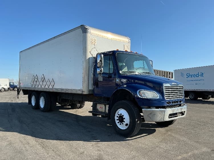 2018 Freightliner M2 106