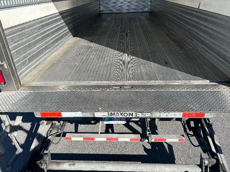 2018 Freightliner M2 106 in Harlingen, TX — photo 10