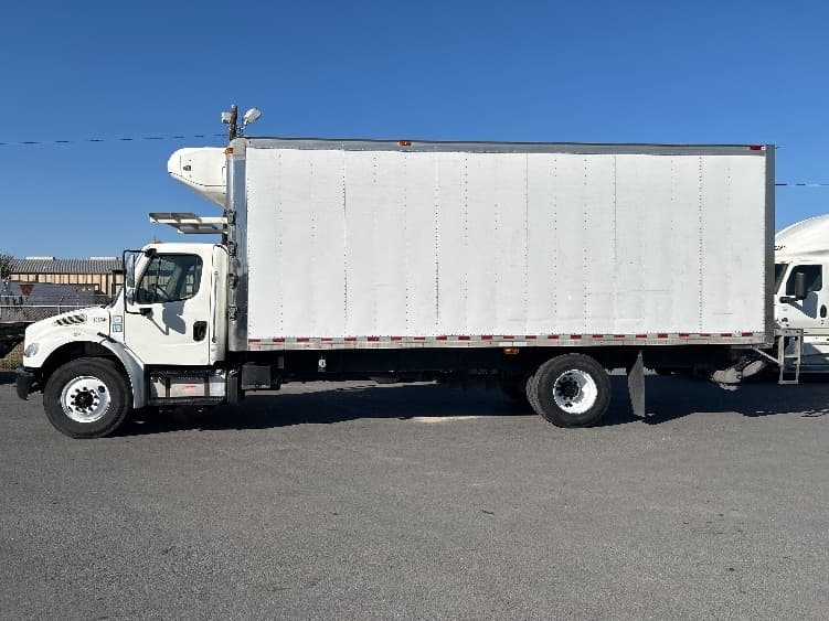 2018 Freightliner M2 106 in Harlingen, TX — photo 4