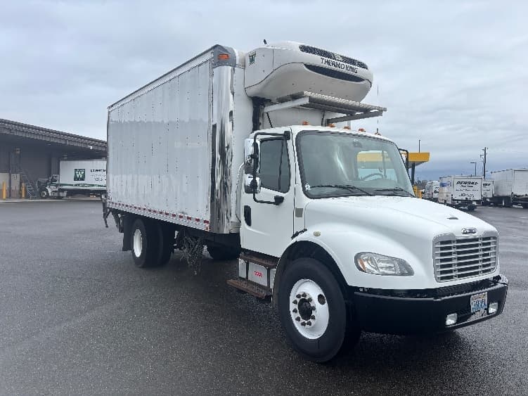 2018 Freightliner M2 106
