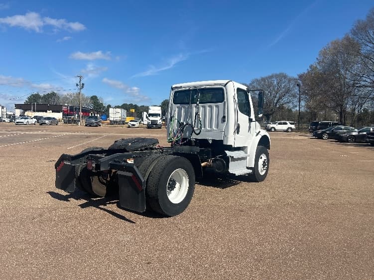 2020 Freightliner M2 106 in Jackson, MS — photo 7