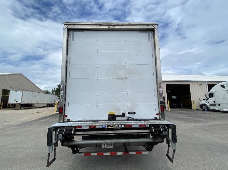 2018 Freightliner M2 106 in Ocala, FL — photo 7