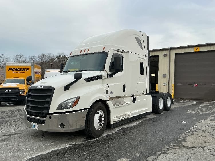 2023 Freightliner