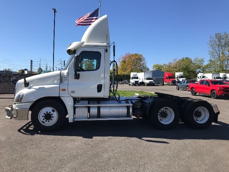 2018 Freightliner Cascadia in Piqua, OH — photo 4