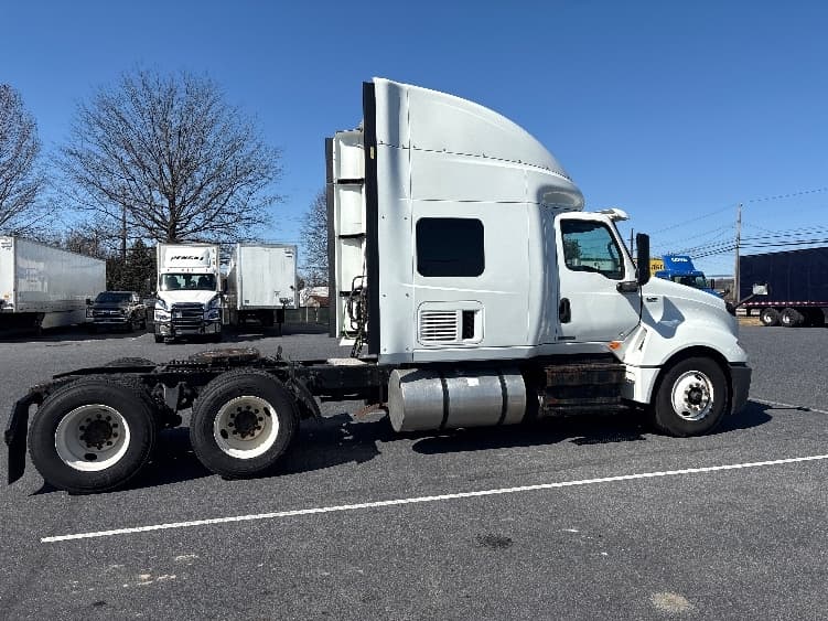2021 International LT in Carlisle, PA — photo 8
