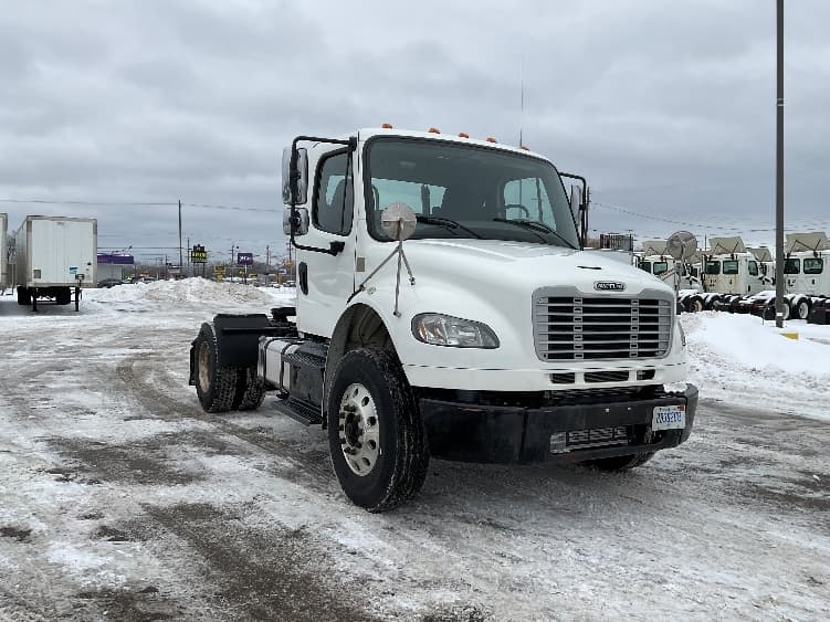 2018 Freightliner M2 106