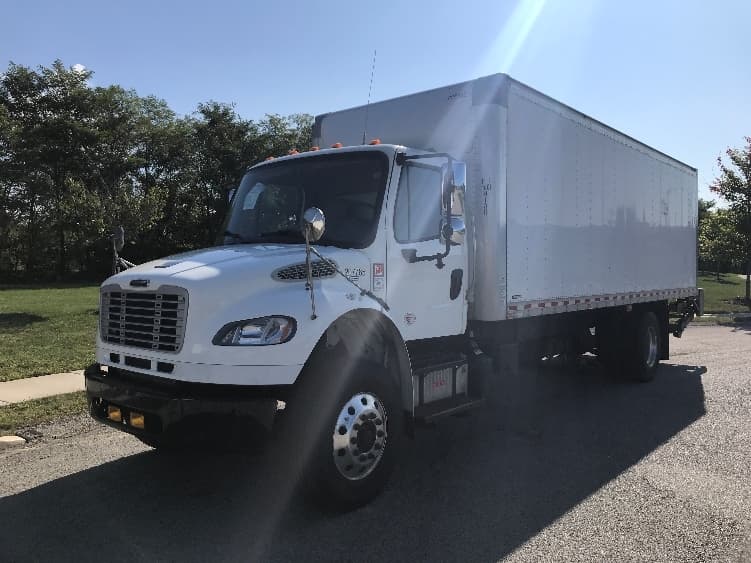 2019 Freightliner M2 106 in Akron, OH — photo 3