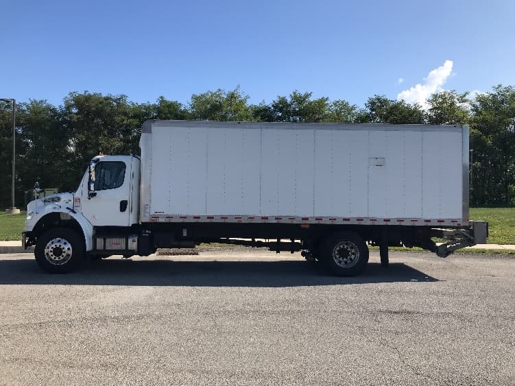 2019 Freightliner M2 106 in Akron, OH — photo 4