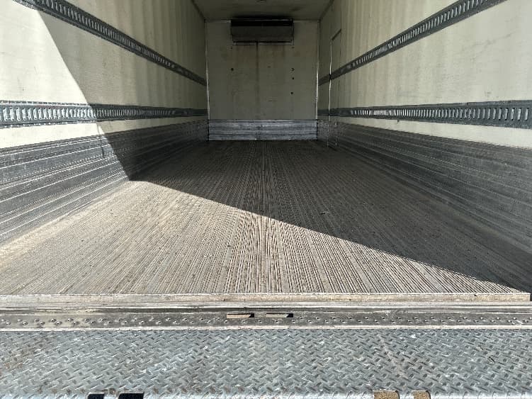2021 International MV in La Porte, IN — photo 10