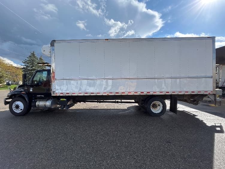 2021 International MV in La Porte, IN — photo 4