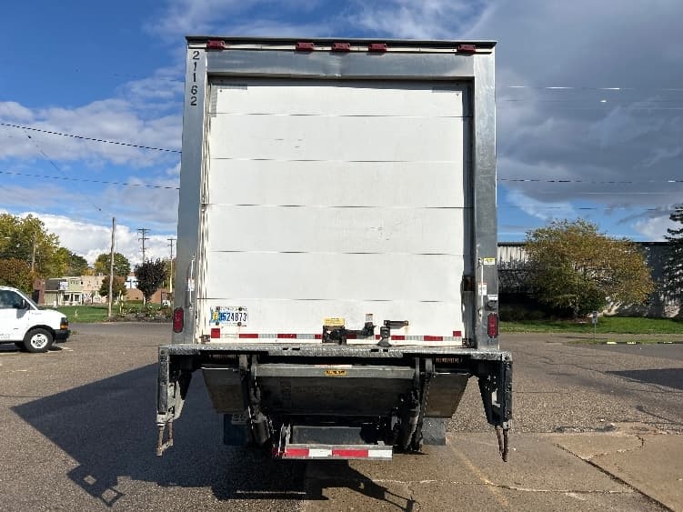 2021 International MV in La Porte, IN — photo 7