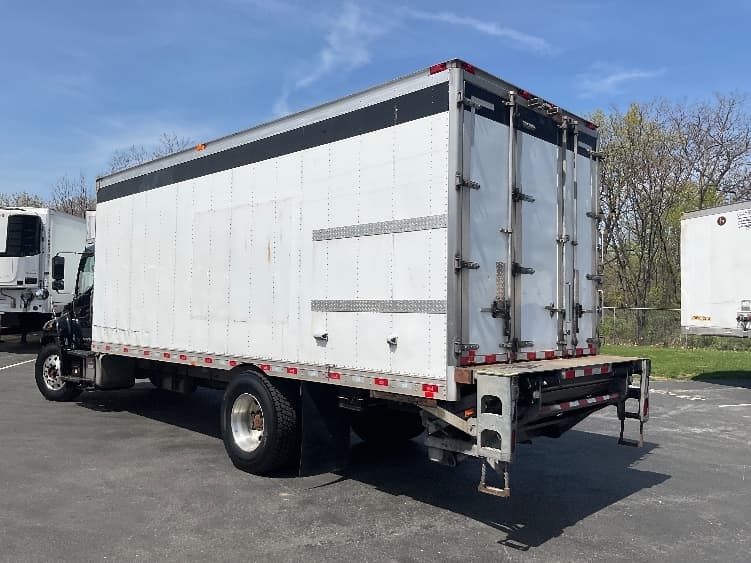 2019 Hino 338 in Harrisburg, PA — photo 6