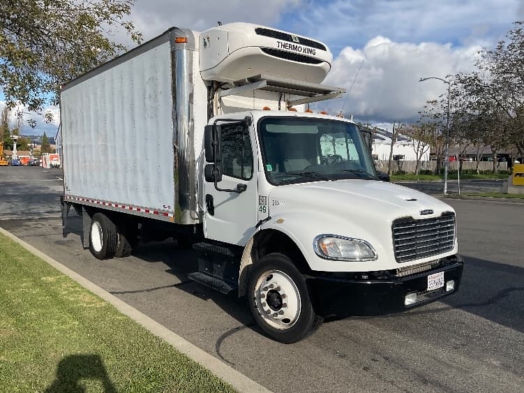 2019 Freightliner M2 106