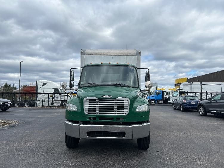 2019 Freightliner M2 106 in Norton, MA — photo 2