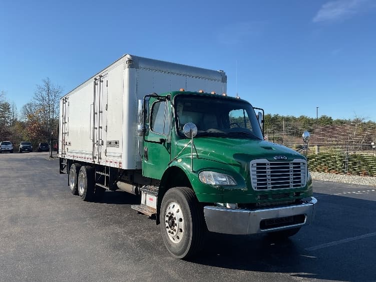 2019 Freightliner M2 106