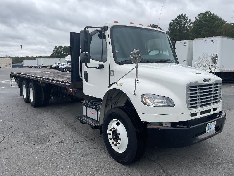 2019 Freightliner M2 106