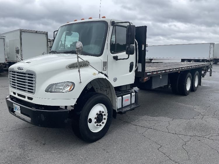 2019 Freightliner M2 106 in Little Rock, AR — photo 3