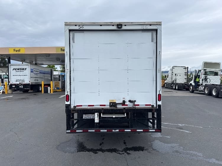 2019 Isuzu NRR in West Sacramento, CA — photo 7