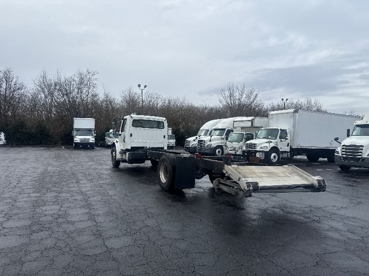 2019 Freightliner M2 106 in Greensboro, NC — photo 6