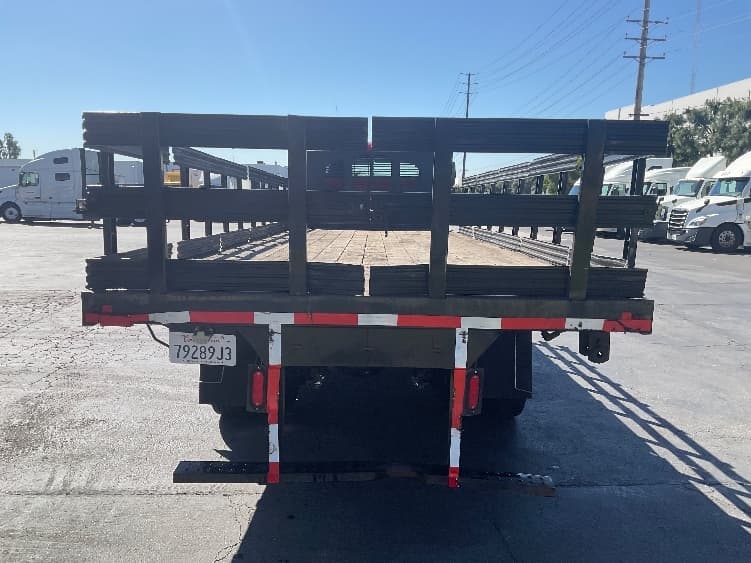 2019 Freightliner M2 106 in Torrance, CA — photo 7