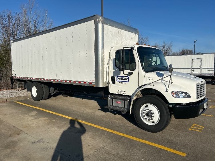 2023 Freightliner M2 106