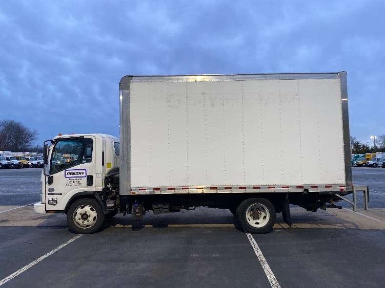 2019 Isuzu NQR in Reading, PA — photo 4