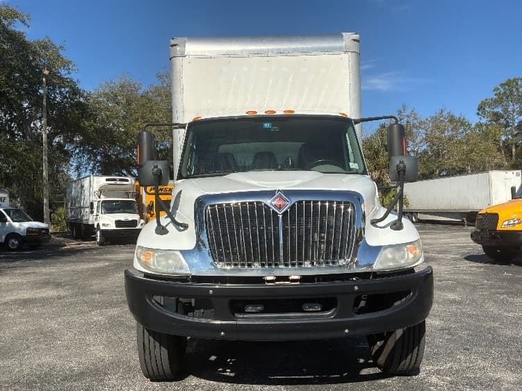 2019 International 4300 in Jacksonville, FL — photo 2