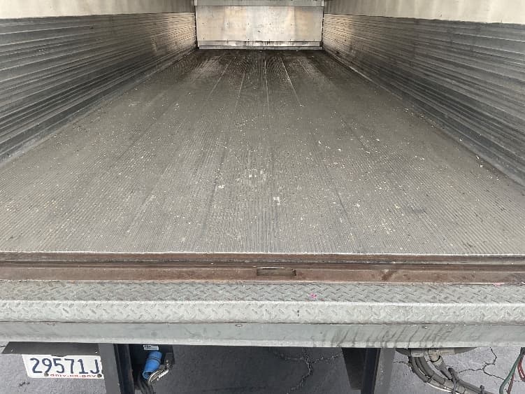 2019 Hino 338 in Torrance, CA — photo 10