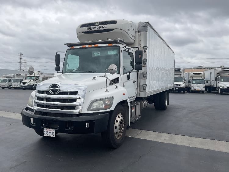 2019 Hino 338 in Torrance, CA — photo 3