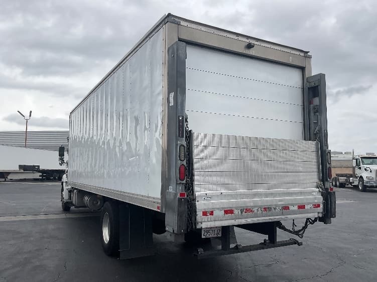 2019 Hino 338 in Torrance, CA — photo 6