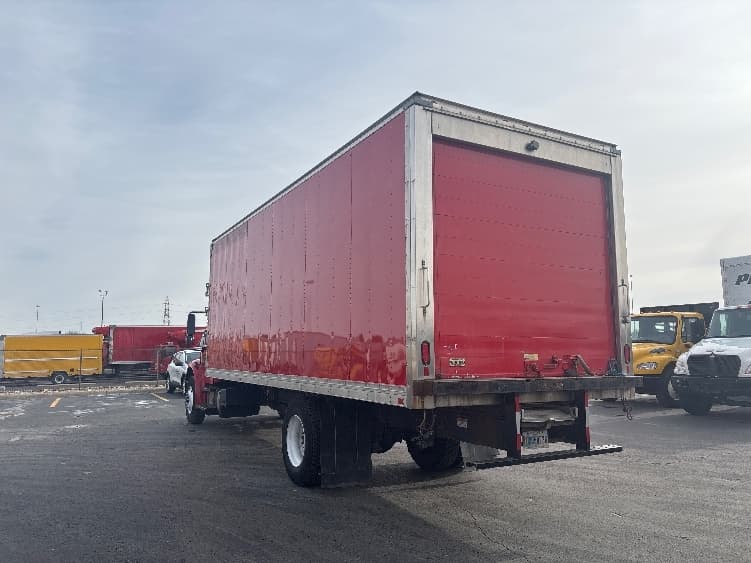 2019 Freightliner M2 106 in Columbus, OH — photo 6