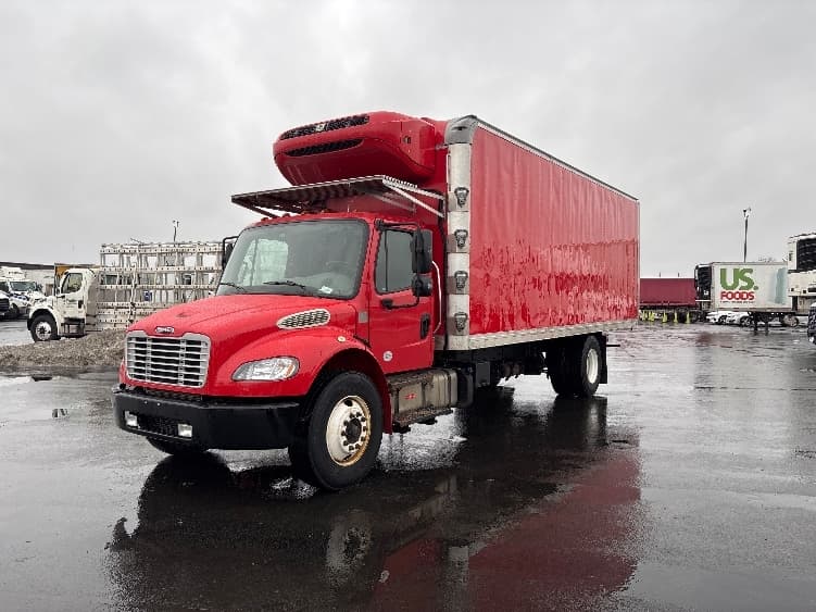 2019 Freightliner M2 106 in Columbus, OH — photo 3